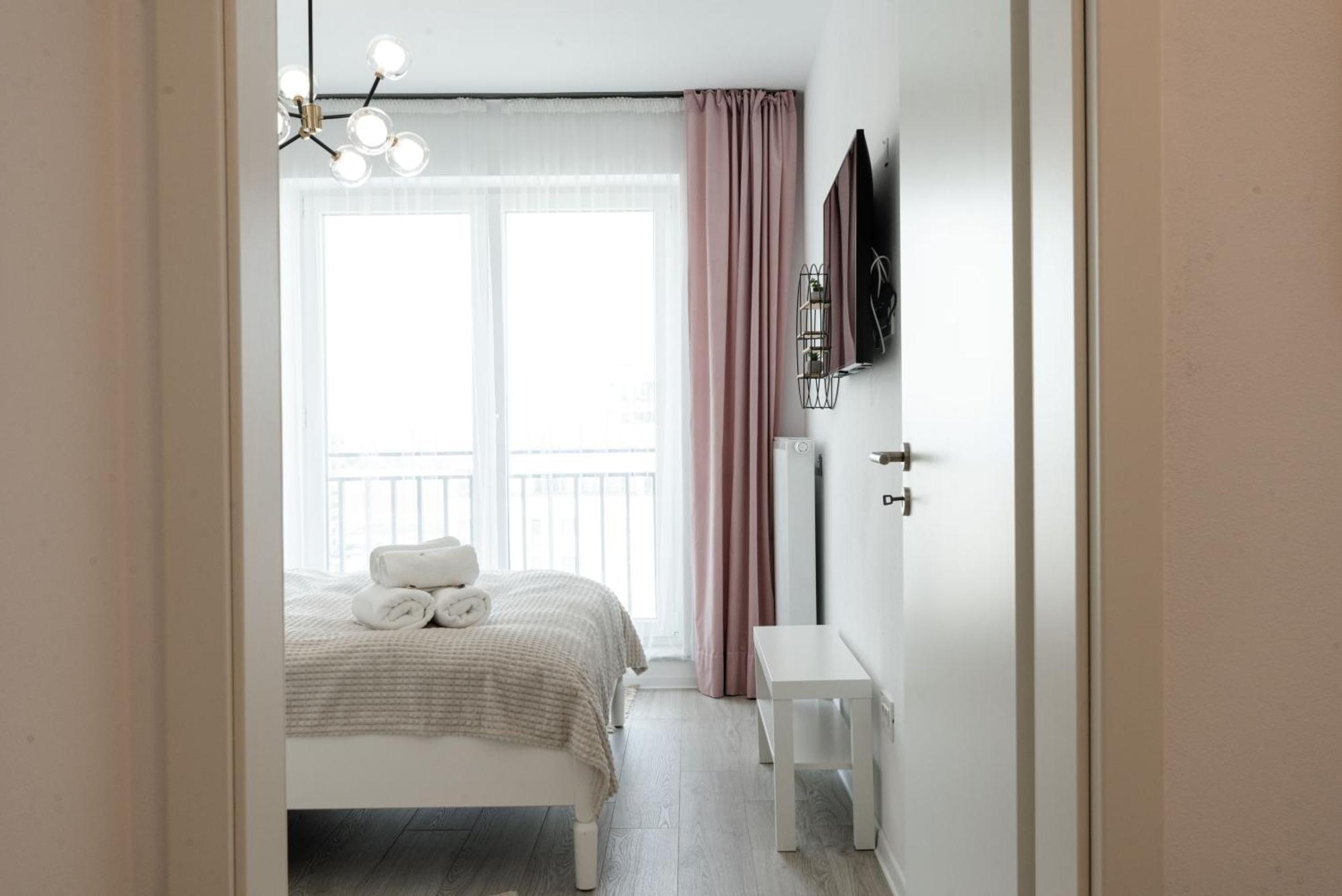 Apart B&V 701 Coresi - Luxury Mountain Haven Брашов Екстериор снимка